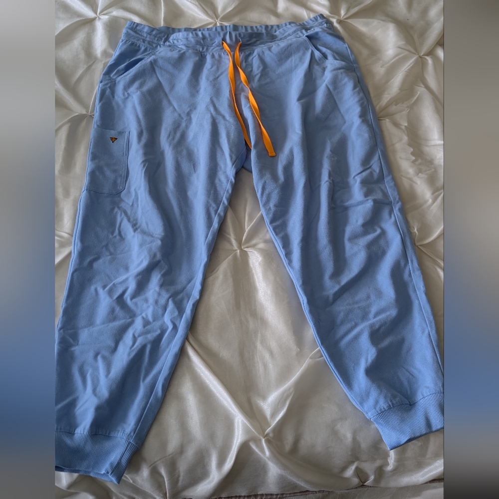 Poppy The Hatton Jogger Scrub Bottoms